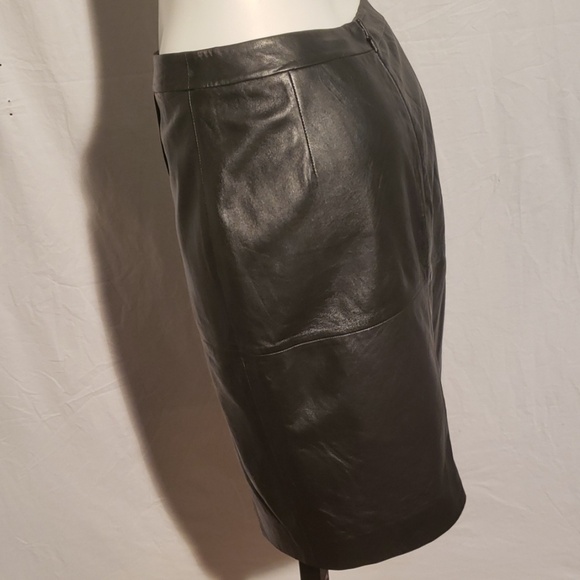 COPY - Halogen black leather skirt size 4p - Picture 4 of 8